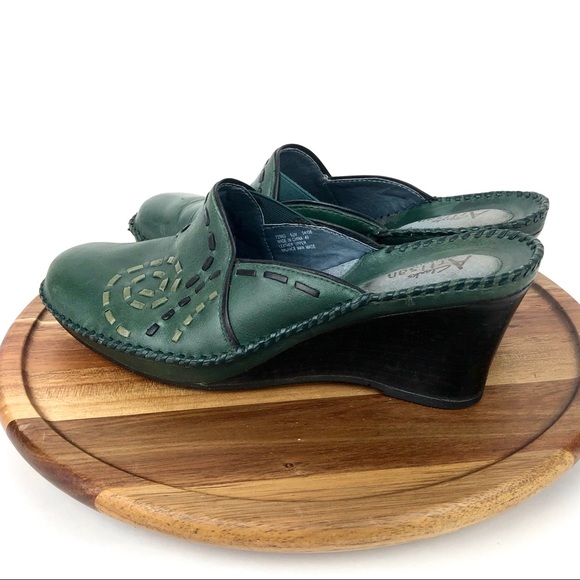 Clark Artisan Green Leather Wedges Womens 8.5 M - Picture 5 of 8